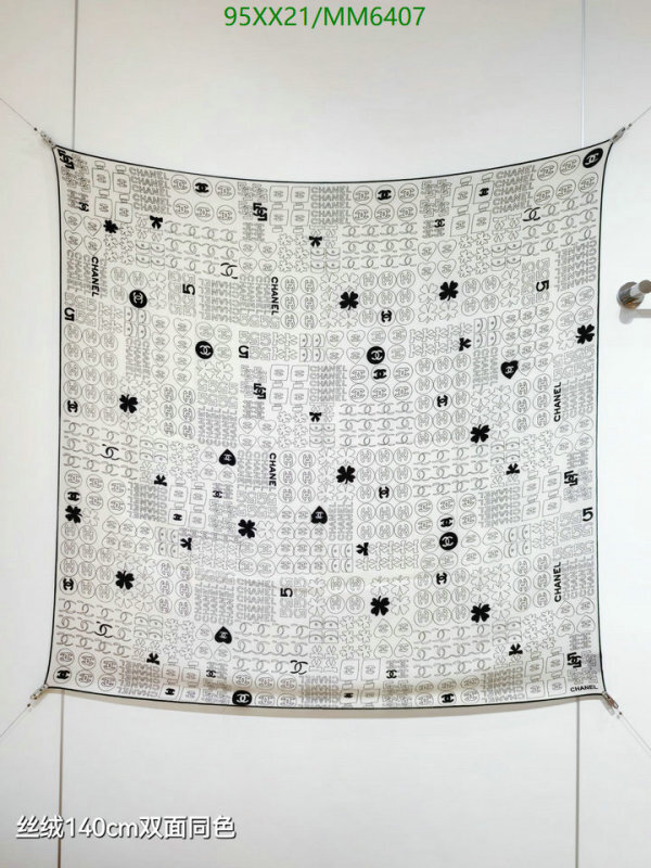 Chanel-Scarf Code: MM6407 $: 95USD