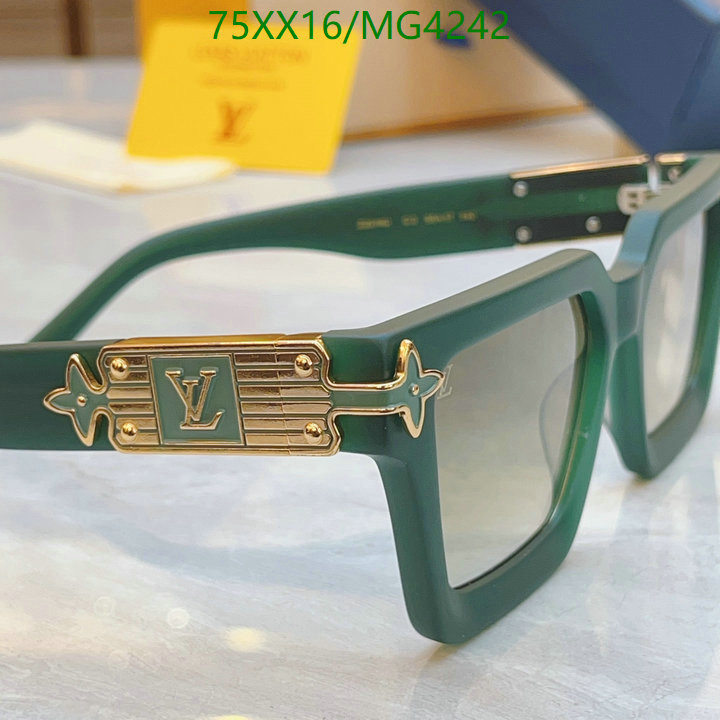 LV-Glasses Code: MG4242 $: 75USD