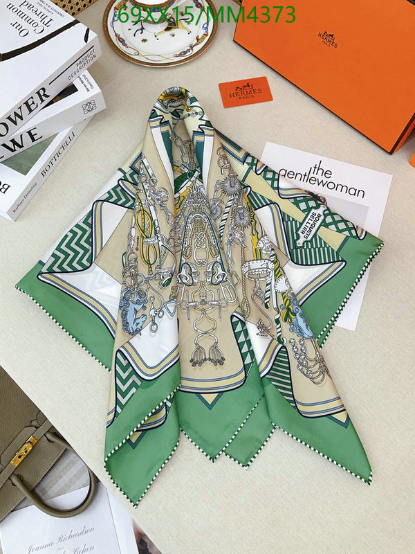 Dior-Scarf Code: MM4373 $: 69USD