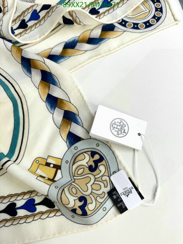 Hermes-Scarf Code: MM6471 $: 89USD