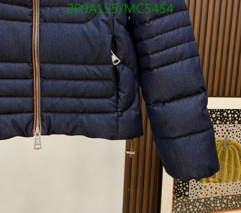 Moncler-Down jacket Women Code: MC5454 $: 209USD