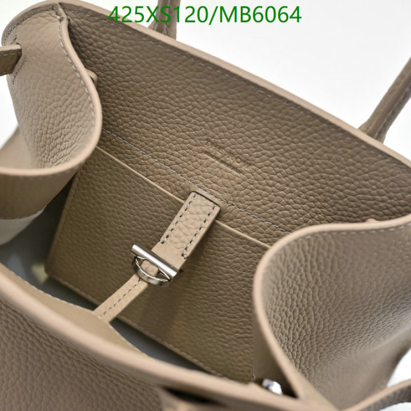 The Row-Bag-Mirror Quality Code: MB6064