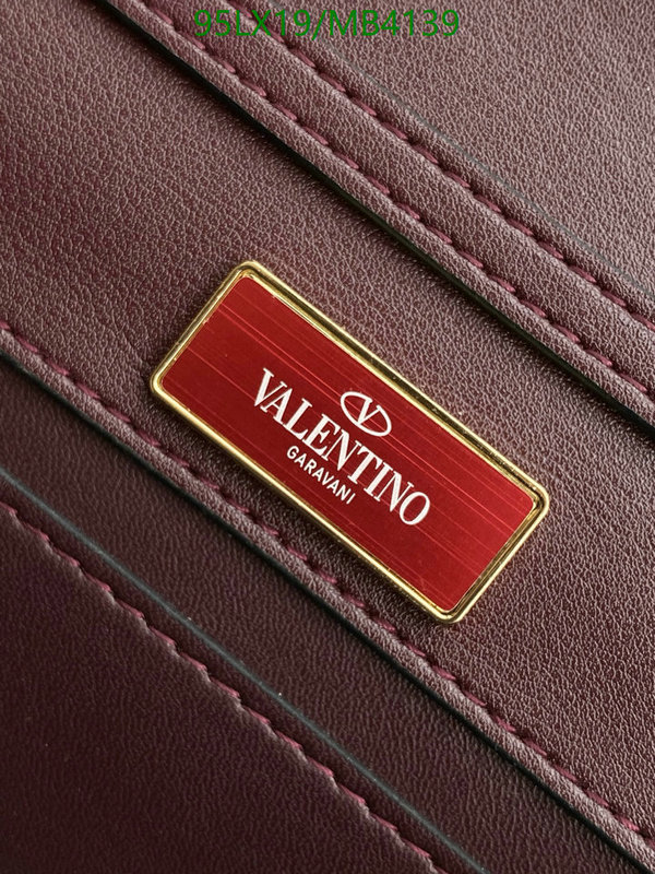 Valentino-Bag-4A Quality Code: MB4139 $: 95USD