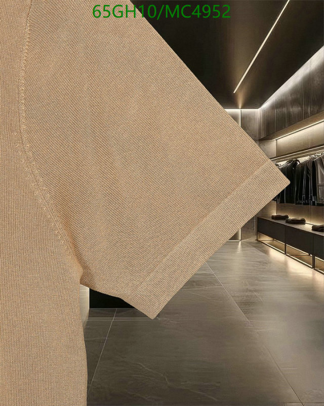 Burberry-Clothing Code: MC4952 $: 65USD