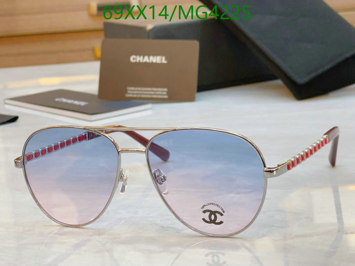 Chanel-Glasses Code: MG4225 $: 69USD