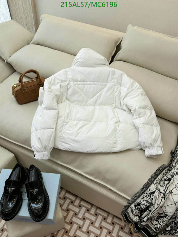 Prada-Down jacket Women Code: MC6196 $: 215USD