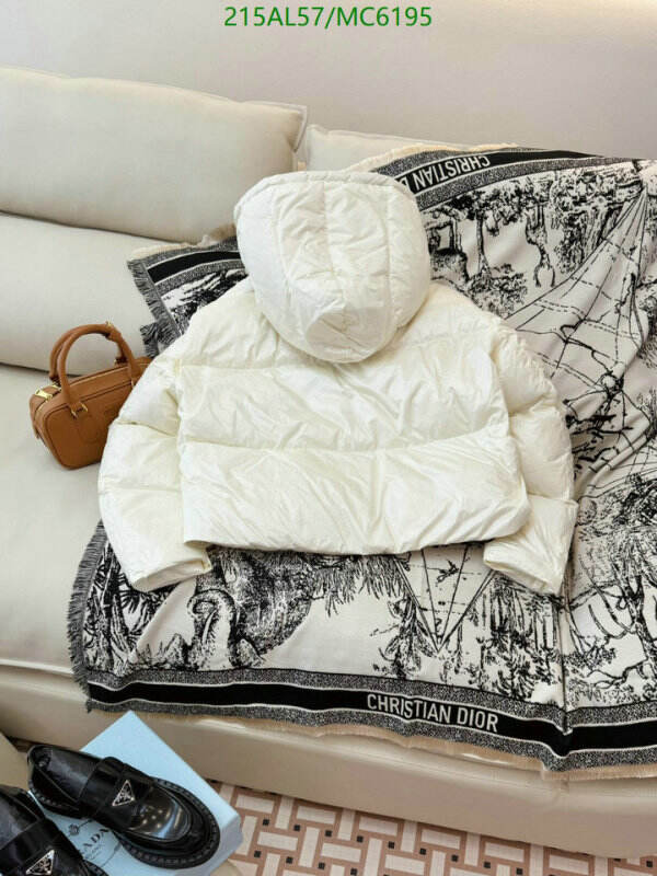 Prada-Down jacket Women Code: MC6195 $: 215USD