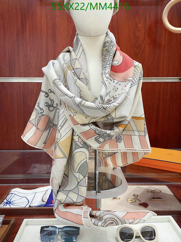 Hermes-Scarf Code: MM4416 $: 95USD