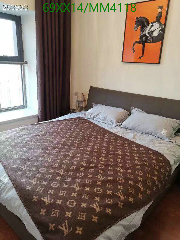 LV-Scarf Code: MM4118 $: 69USD