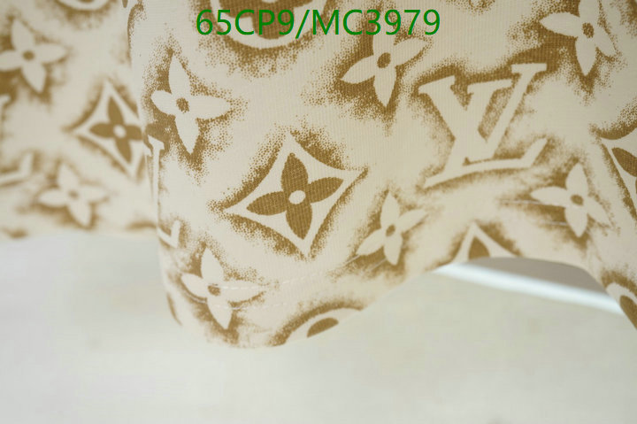 LV-Clothing Code: MC3979 $: 65USD