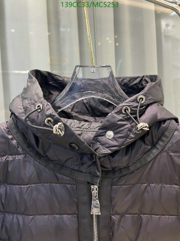Moncler-Down jacket Women Code: MC5253 $: 139USD