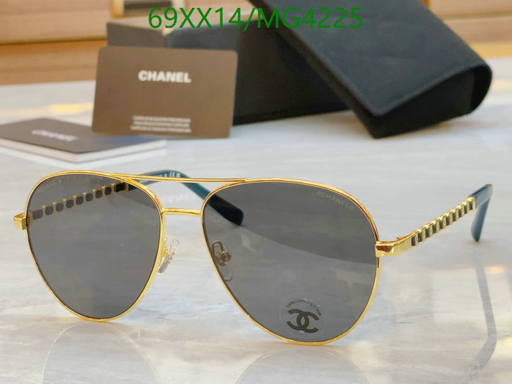 Chanel-Glasses Code: MG4225 $: 69USD