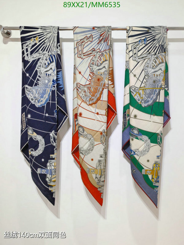 Hermes-Scarf Code: MM6535 $: 89USD
