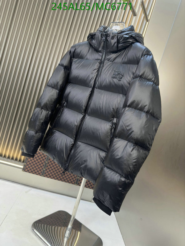 Burberry-Down jacket Women Code: MC6771 $: 245USD
