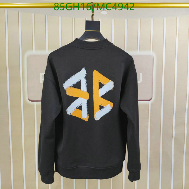 Balenciaga-Clothing Code: MC4942 $: 85USD