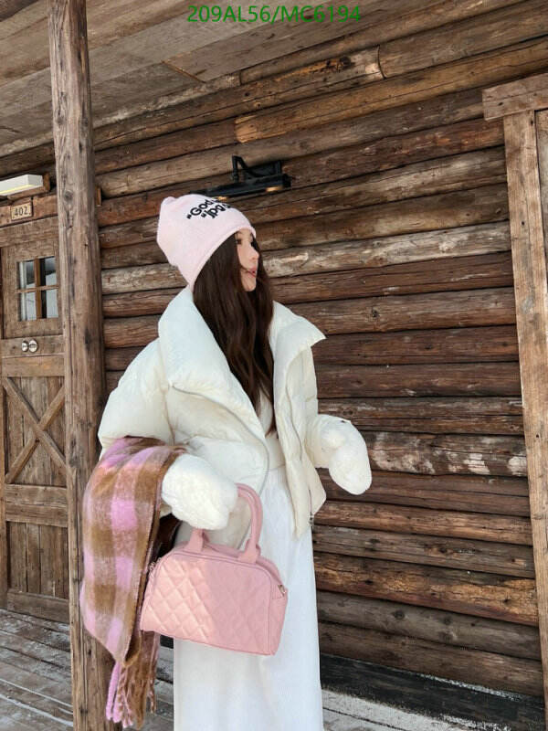 Prada-Down jacket Women Code: MC6194 $: 209USD