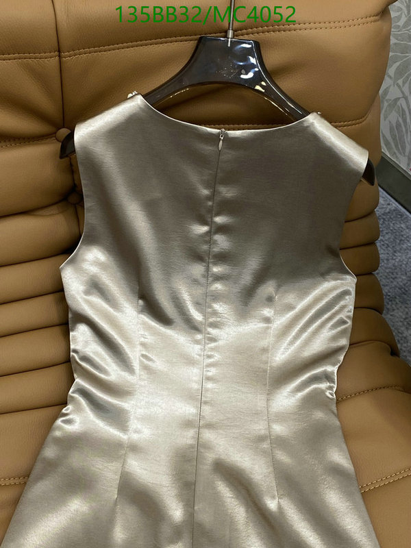 Valentino-Clothing Code: MC4052 $: 135USD