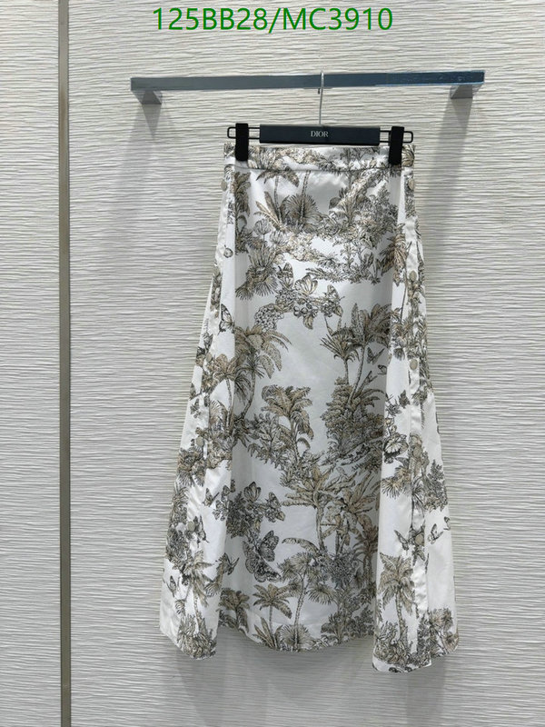 Dior-Clothing Code: MC3910 $: 125USD