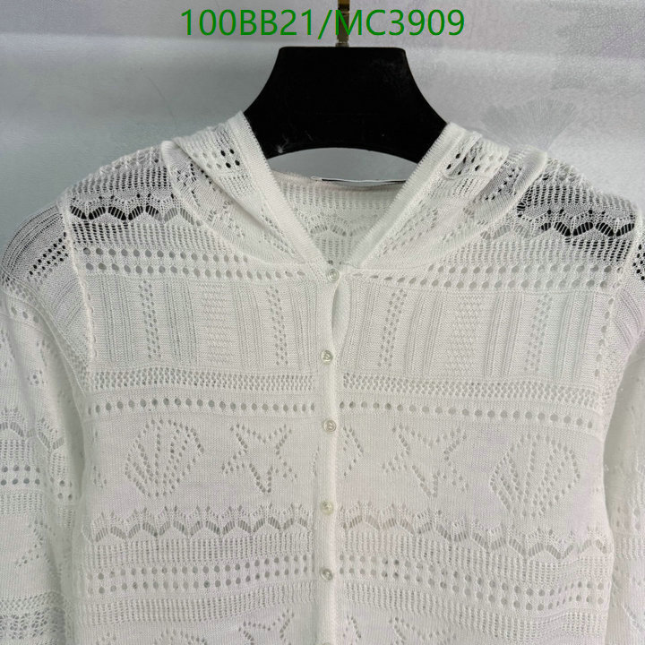 Dior-Clothing Code: MC3909 $: 100USD