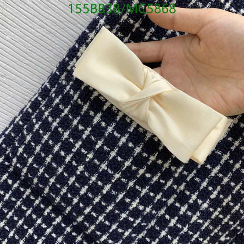 Valentino-Clothing Code: MC5868 $: 155USD
