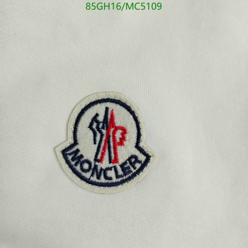 Moncler-Clothing Code: MC5109 $: 85USD