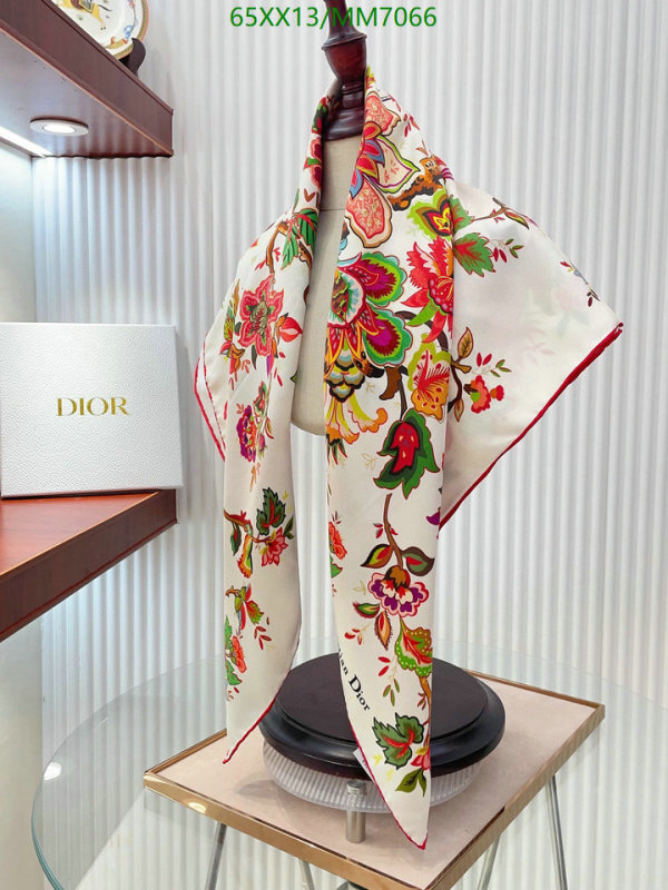 Dior-Scarf Code: MM7066 $: 65USD