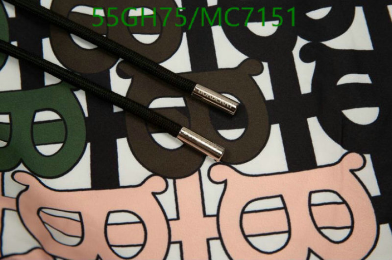 Burberry-Clothing Code: MC7151 $: 55USD