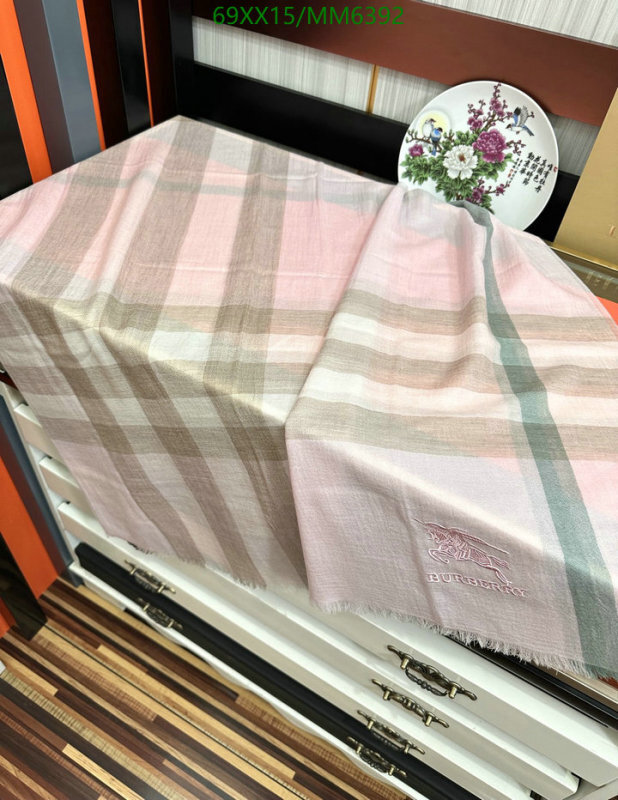 Burberry-Scarf Code: MM6392 $: 69USD