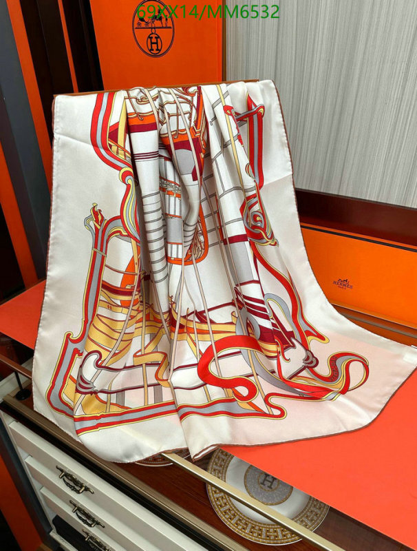 Hermes-Scarf Code: MM6532 $: 69USD