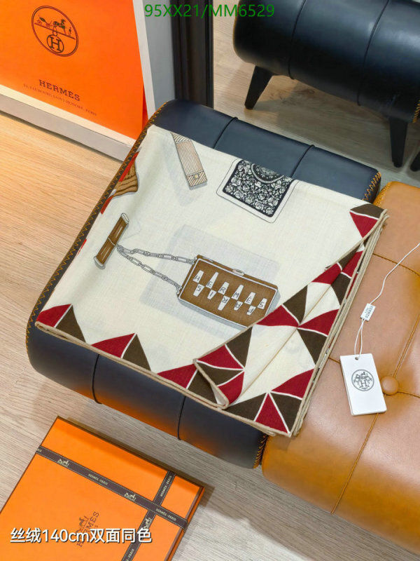 Hermes-Scarf Code: MM6529 $: 95USD