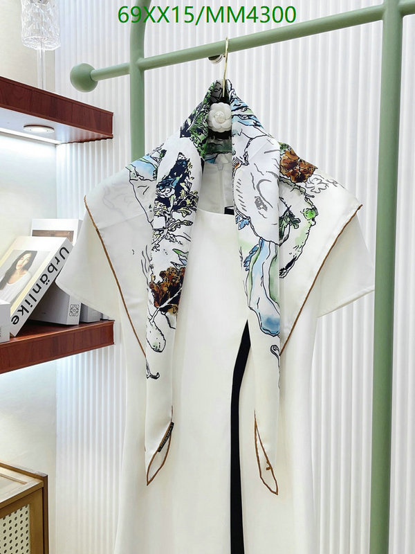 Chanel-Scarf Code: MM4300 $: 69USD