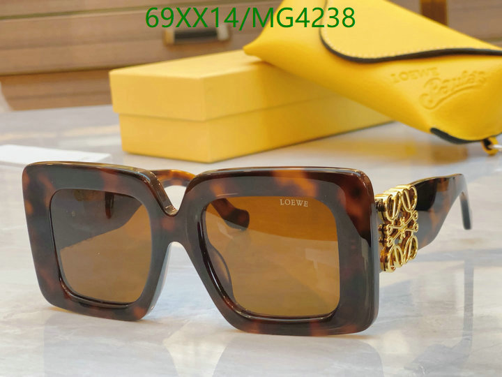Loewe-Glasses Code: MG4238 $: 69USD