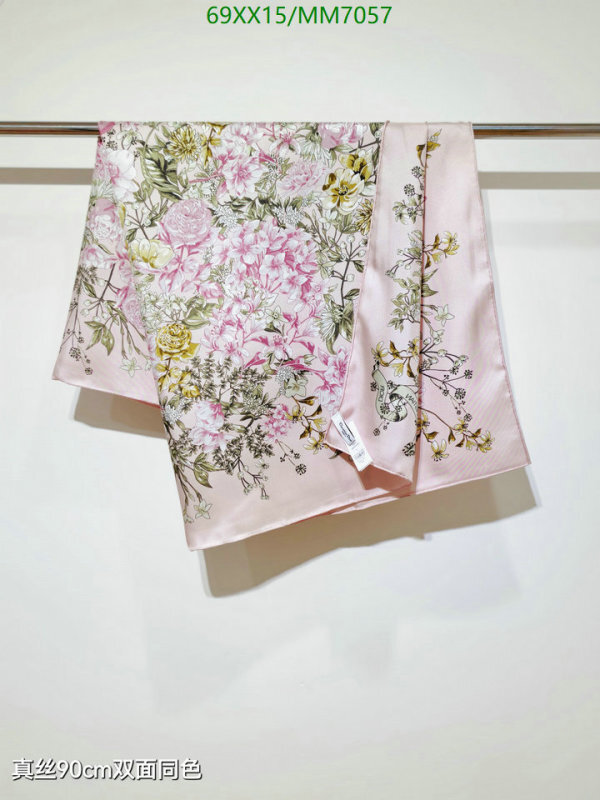 Dior-Scarf Code: MM7057 $: 69USD