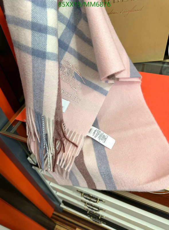 Burberry-Scarf Code: MM6876 $: 85USD