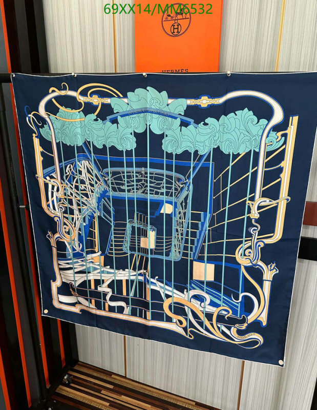 Hermes-Scarf Code: MM6532 $: 69USD