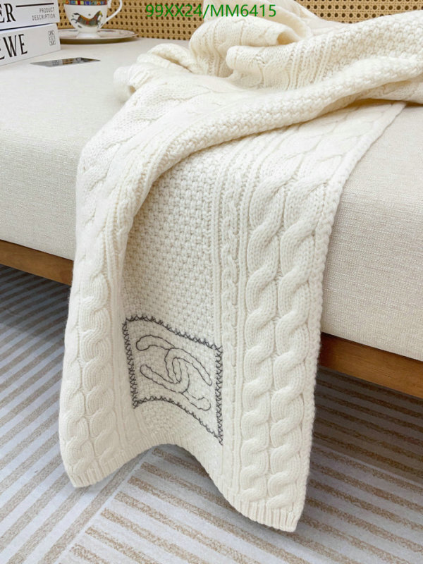 Chanel-Scarf Code: MM6415 $: 99USD