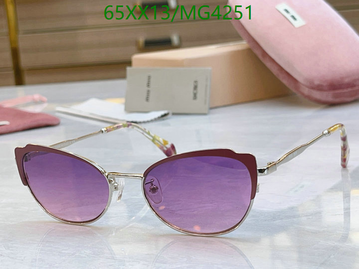 MiuMiu-Glasses Code: MG4251 $: 65USD