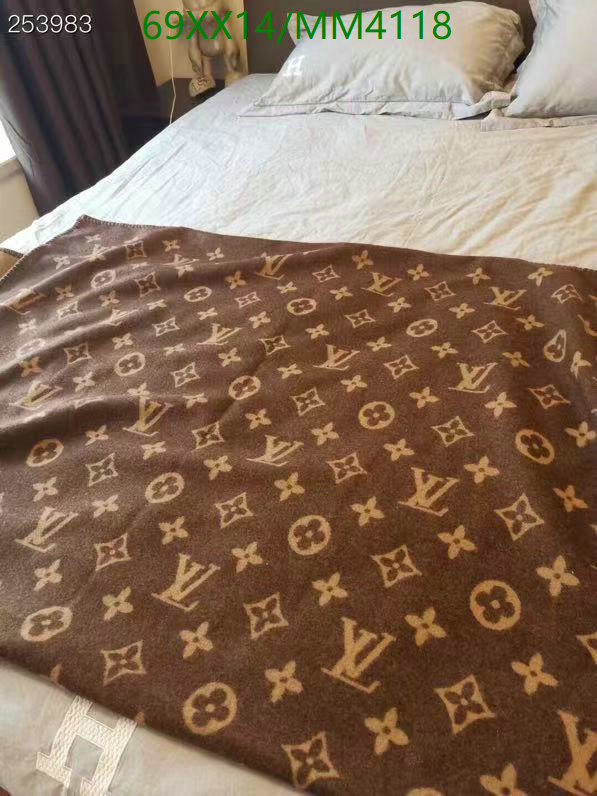LV-Scarf Code: MM4118 $: 69USD