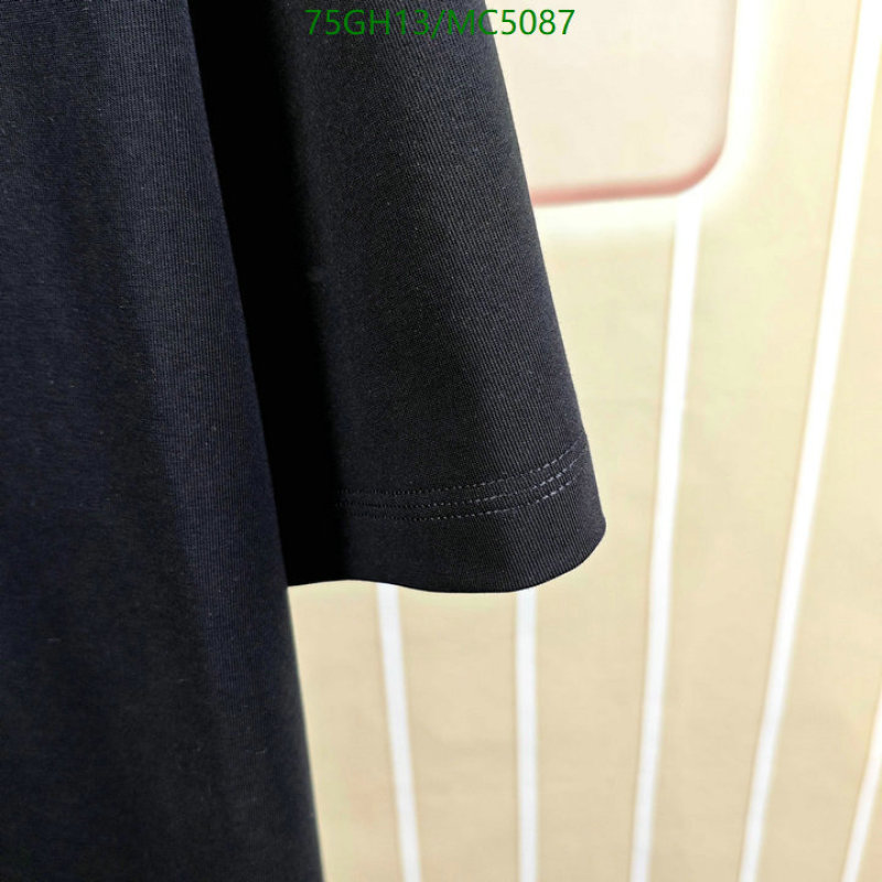 LV-Clothing Code: MC5087 $: 75USD