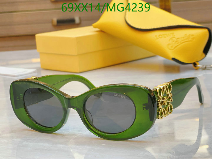 Loewe-Glasses Code: MG4239 $: 69USD