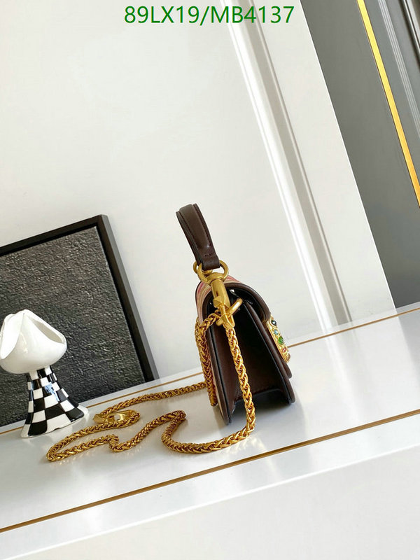 Valentino-Bag-4A Quality Code: MB4137 $: 89USD