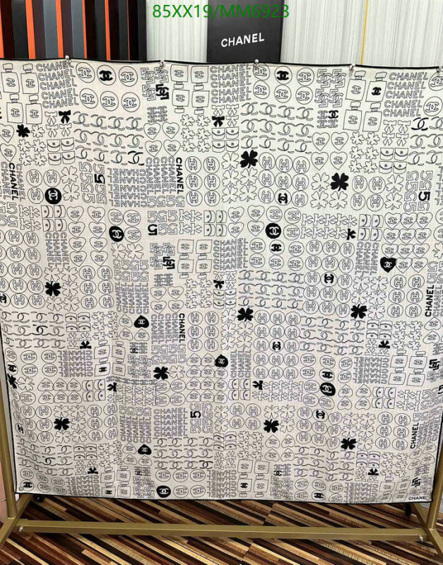 Chanel-Scarf Code: MM6923 $: 85USD