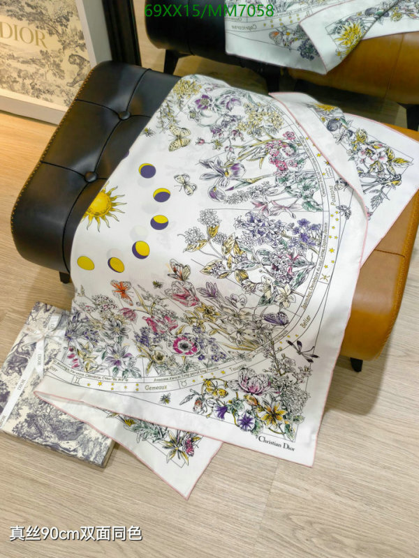 Dior-Scarf Code: MM7058 $: 69USD