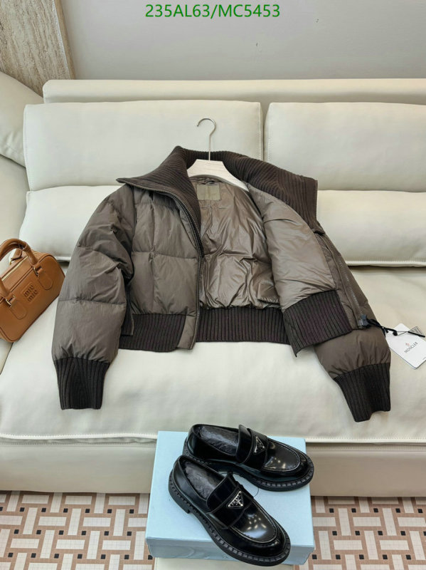 Moncler-Down jacket Women Code: MC5453 $: 235USD