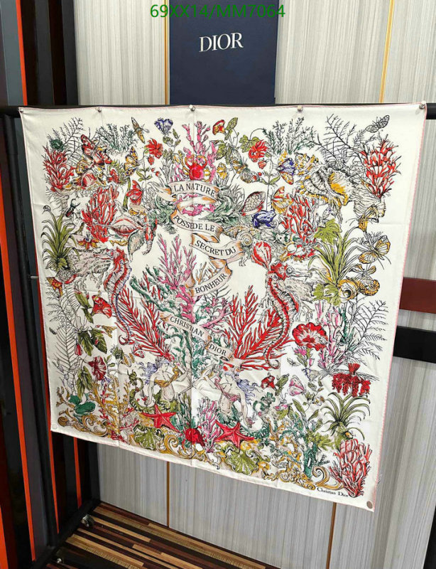 Dior-Scarf Code: MM7064 $: 69USD