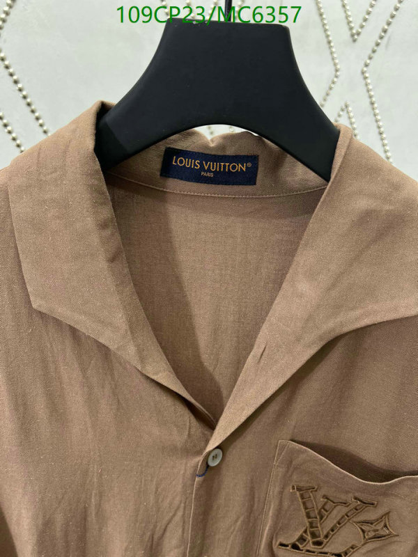 LV-Clothing Code: MC6357 $: 109USD