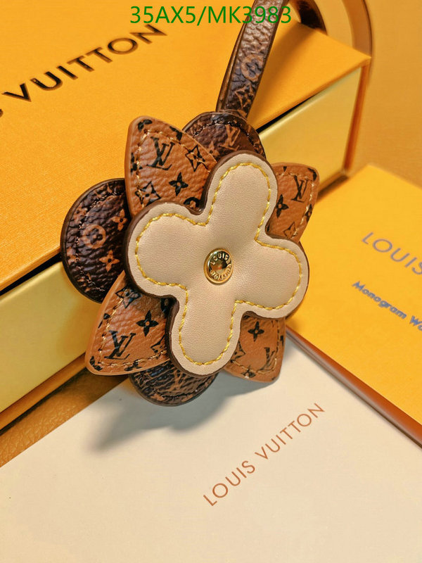 LV-Key pendant Code: MK3983 $: 35USD