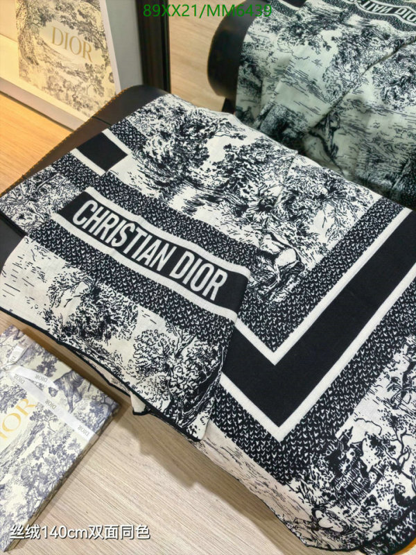 Dior-Scarf Code: MM6439 $: 89USD
