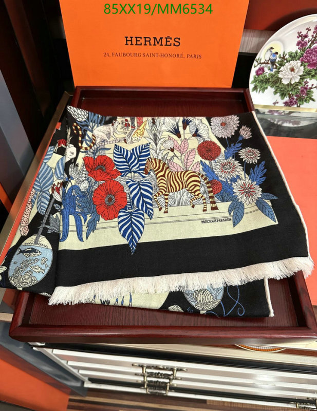 Hermes-Scarf Code: MM6534 $: 85USD