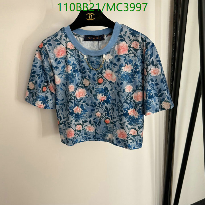 LV-Clothing Code: MC3997 $: 110USD